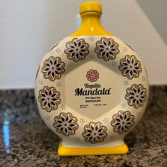 Tequila Mandala Ceramic Artisan 100% agave Azul reposado Bottle Empty Decorative - Picture 1 of 4